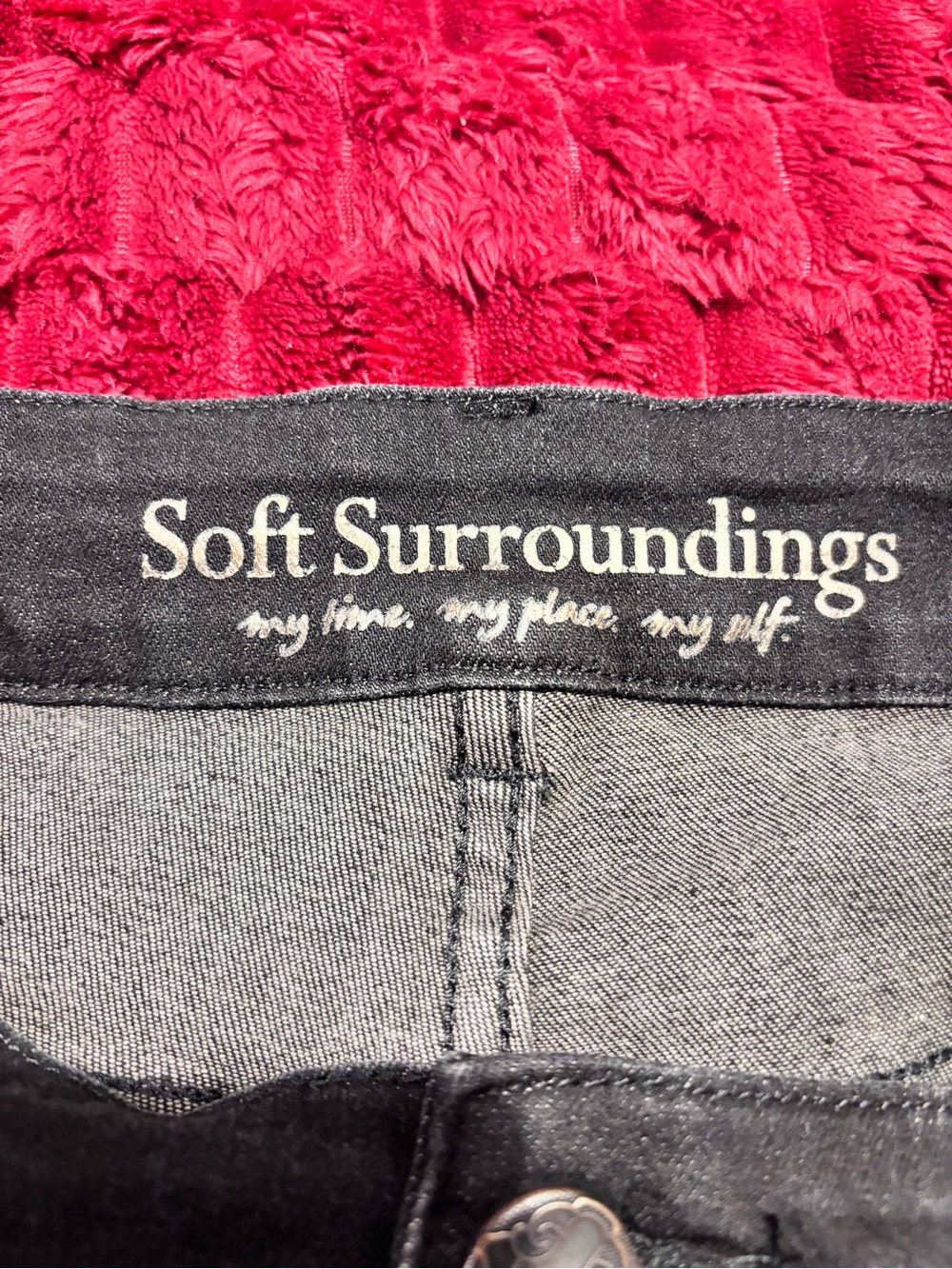 Soft Surroundings Comfort Black Straight Leg Jeans 12”Rise Unfinished Hem 36x27 - Picture 8 of 11